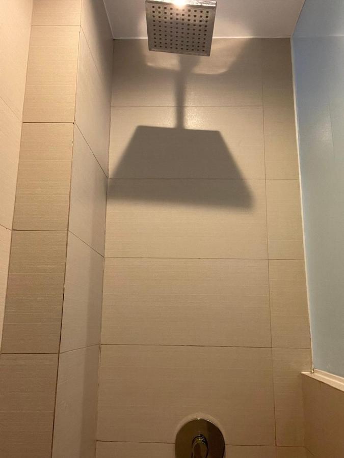 Wow Budget Hotel Cubao Quezon City Exterior photo
