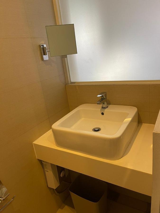 Wow Budget Hotel Cubao Quezon City Exterior photo