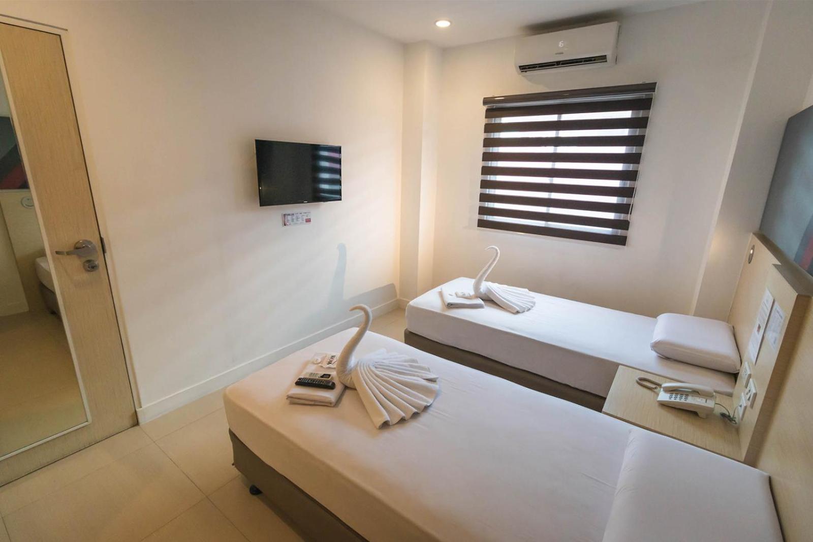 Wow Budget Hotel Cubao Quezon City Exterior photo